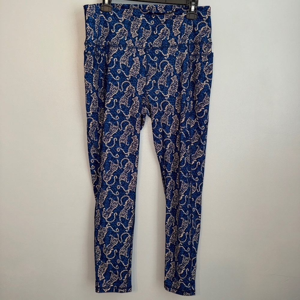 EUC Lilly Pulitzer UPF 50+ Luxletic South Beach High Rise Legging Leopard XL - Picture 2 of 6